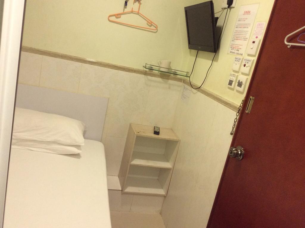 Li Cheng Guesthouse Гонконг Экстерьер фото